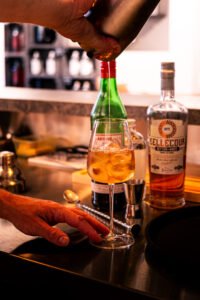 Soirée privée dans une cave à manger à Annecy – Le Cellier
